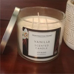 Vanilla Huntington Home soy blend triple wick candle